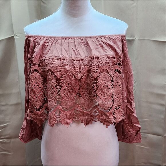 PACSUN L.A. Hearts Crochet Off Shoulder Crop Top Size Medium - Picture 3 of 14